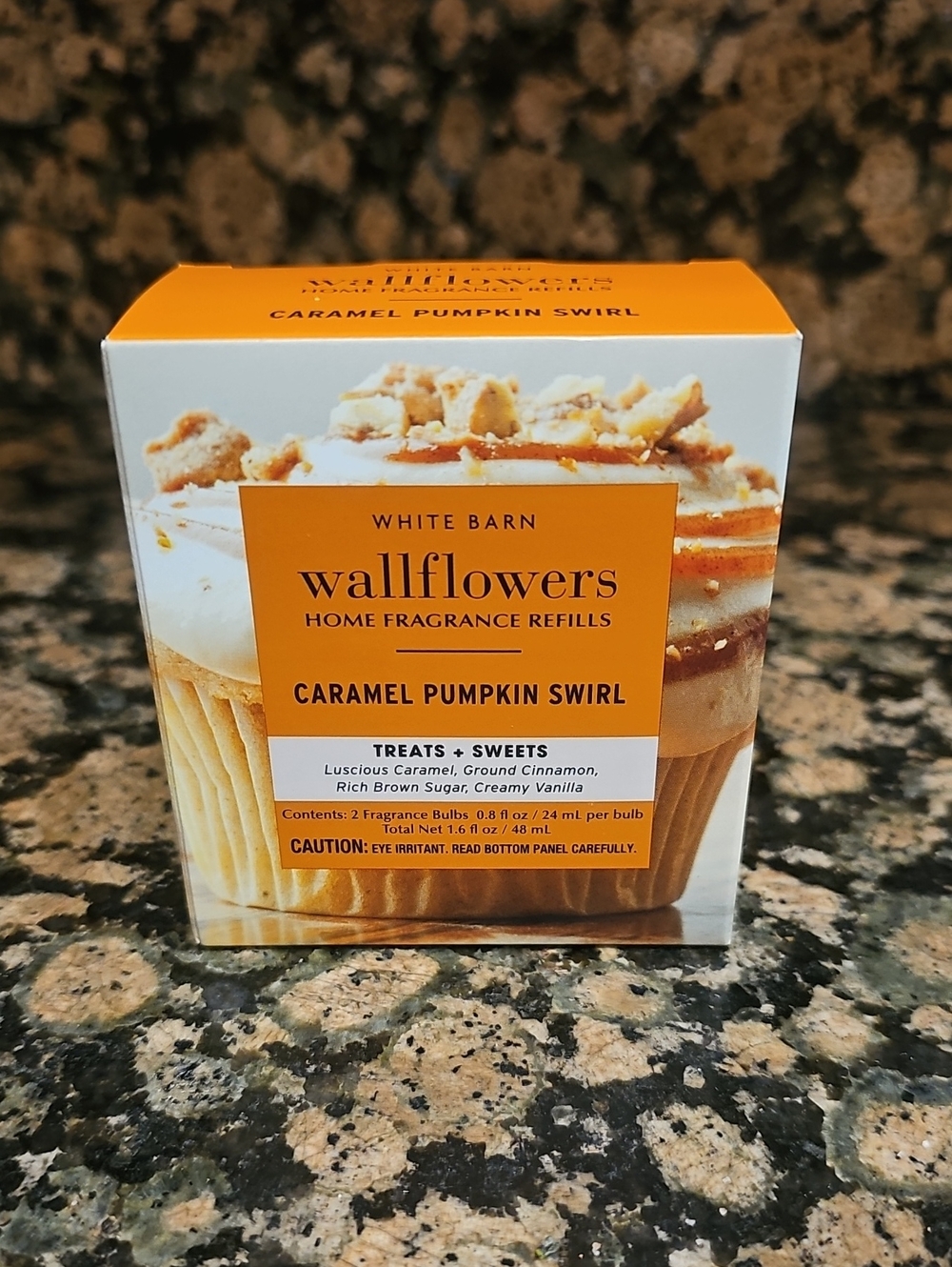 White Barn Caramel Pumpkin Swirl Wallflower Refills (2 Pack)